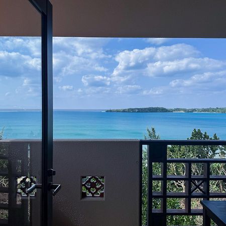 Iriomote Hotel By Hoshino Resorts Urauchi Экстерьер фото