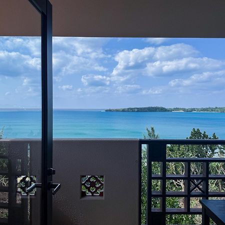 Iriomote Hotel By Hoshino Resorts Urauchi Экстерьер фото