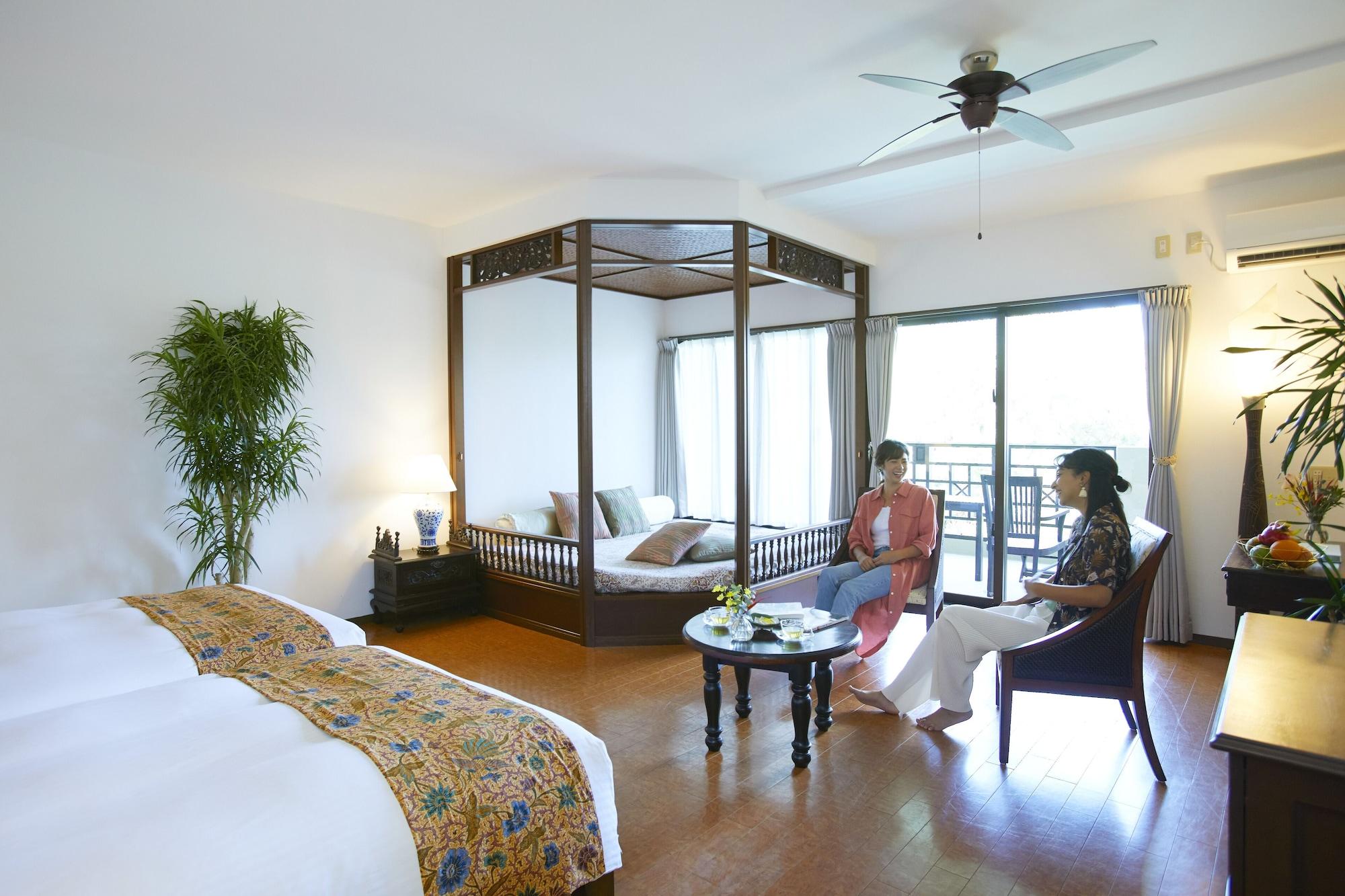 Iriomote Hotel By Hoshino Resorts Urauchi Экстерьер фото